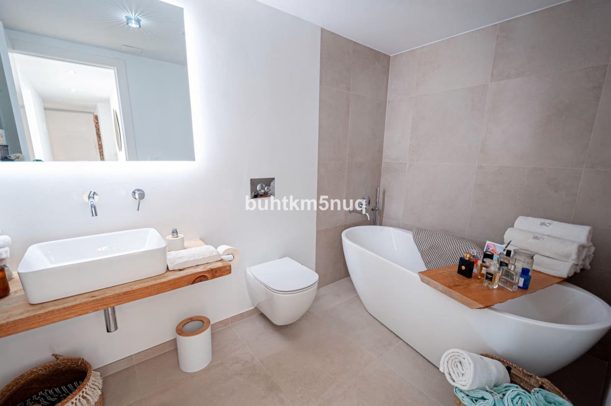 5 makuuhuone Huvila myytävänä paikassa Moraira mukana uima-altaan - 1 995 000 € (Ref: 9529149)