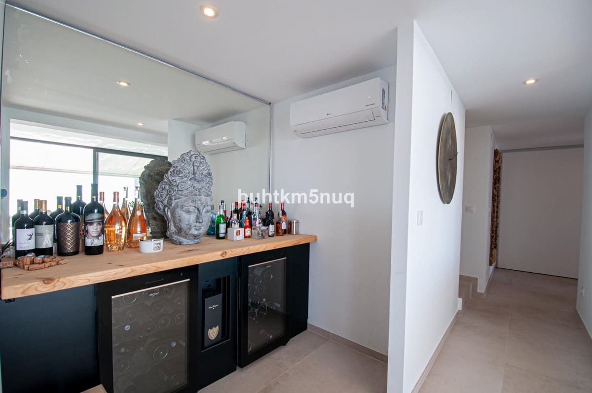 5 makuuhuone Huvila myytävänä paikassa Moraira mukana uima-altaan - 1 995 000 € (Ref: 9529149)