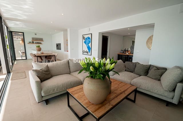 5 makuuhuone Huvila myytävänä paikassa Casco Urbano, Teulada-Moraira mukana uima-altaan - 1 995 000 € (Ref: 9529149)