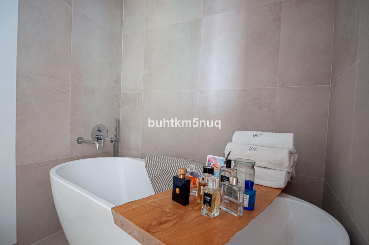 5 makuuhuone Huvila myytävänä paikassa Moraira mukana uima-altaan - 1 995 000 € (Ref: 9529149)