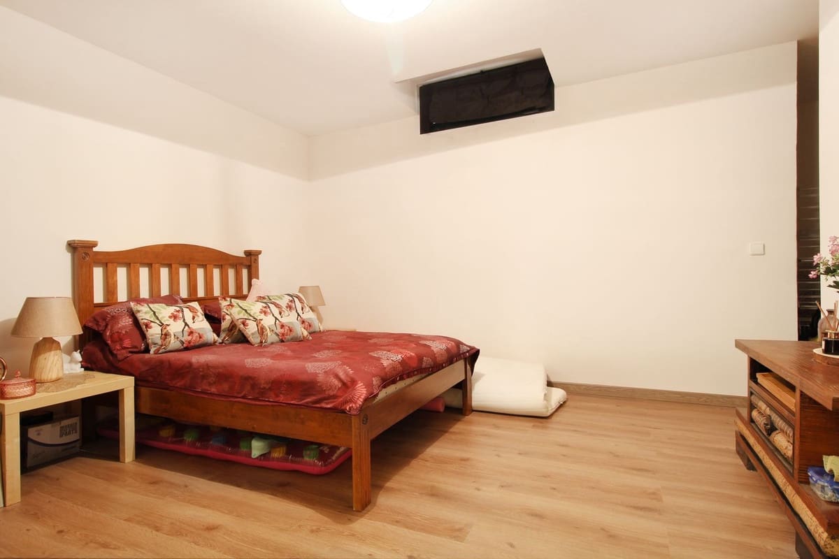 Apartamento de 3 habitaciones en Benahavís en venta - 880.000 € (Ref: 9532945)