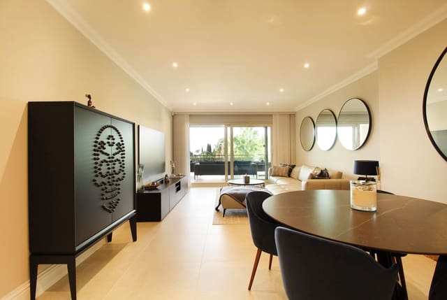 Apartamento de 3 habitaciones en Sierra Blanca, Marbella en venta - 1.485.000 € (Ref: 9532948)