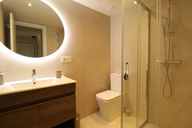 2 bedroom Apartment for sale in El Paraiso, Estepona - € 310,000 (Ref: 9532949)