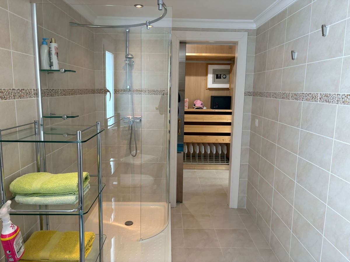 3 sovrum Finca/Hus på landet till salu i Miraflores - 595 000 € (Ref: 9532957)