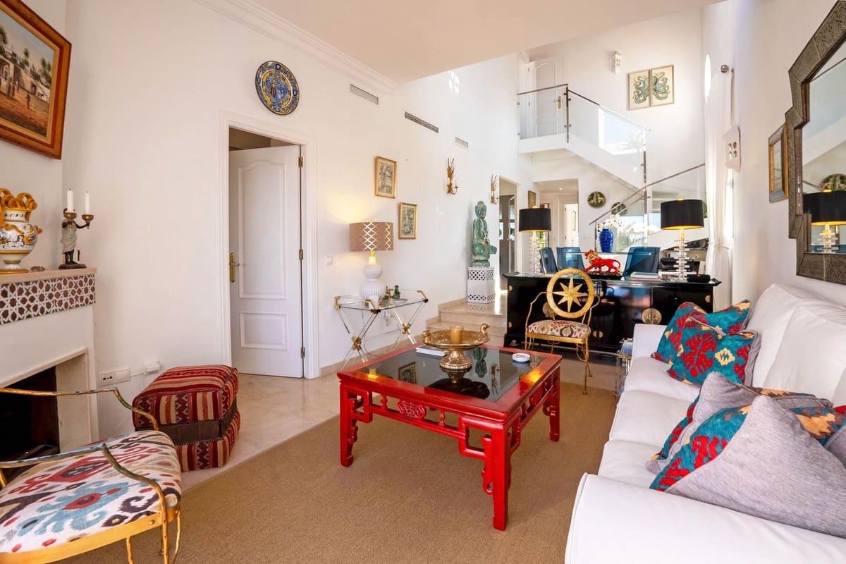 3 soveværelse Penthouse til salg i Marbesa - € 749.990 (Ref: 9532960)