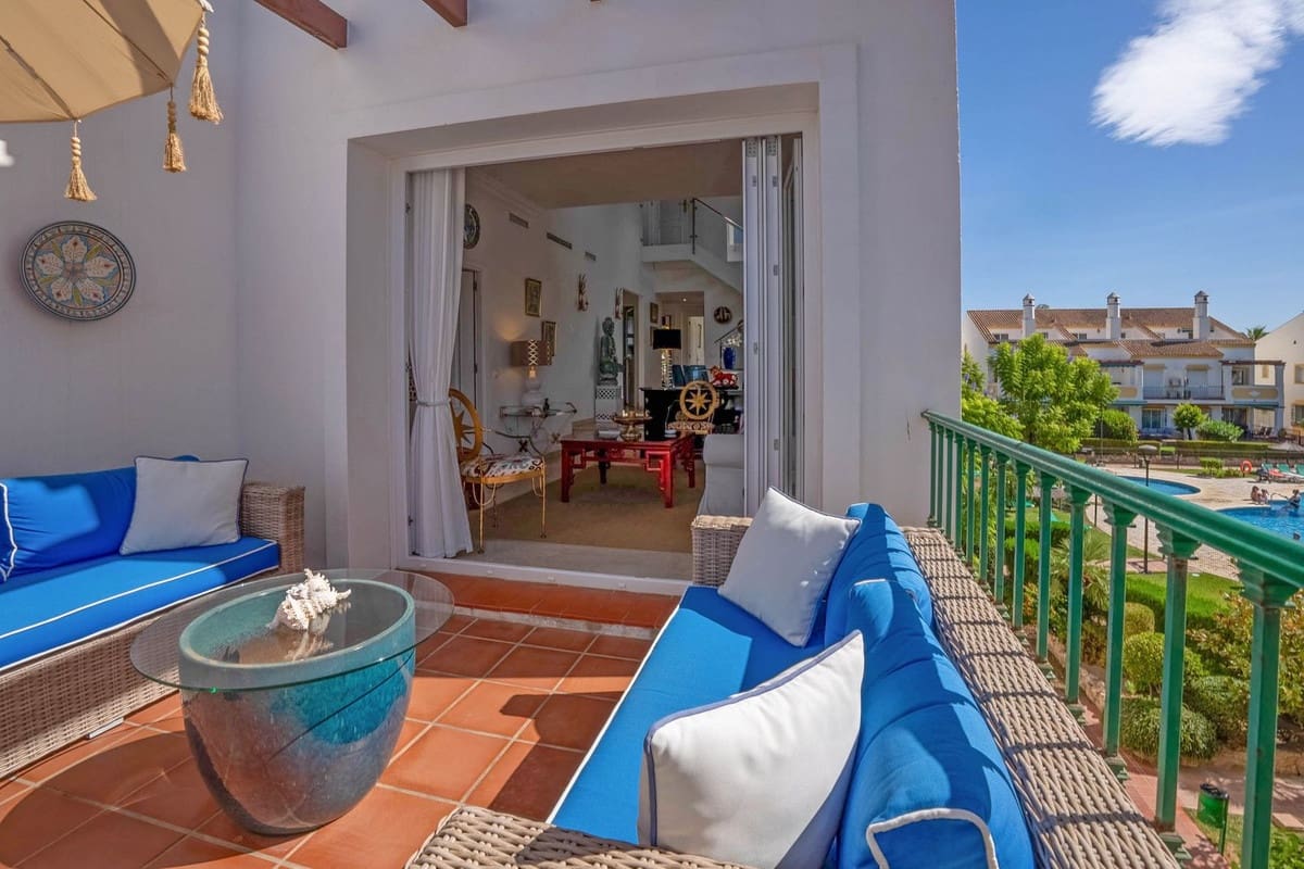 3 soveværelse Penthouse til salg i Marbesa - € 749.990 (Ref: 9532960)