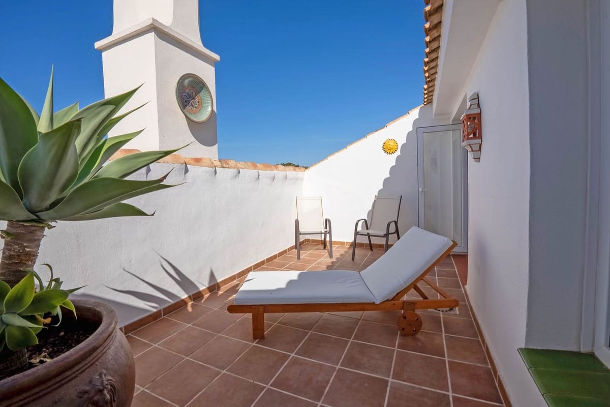 3 soveværelse Penthouse til salg i Marbesa - € 749.990 (Ref: 9532960)