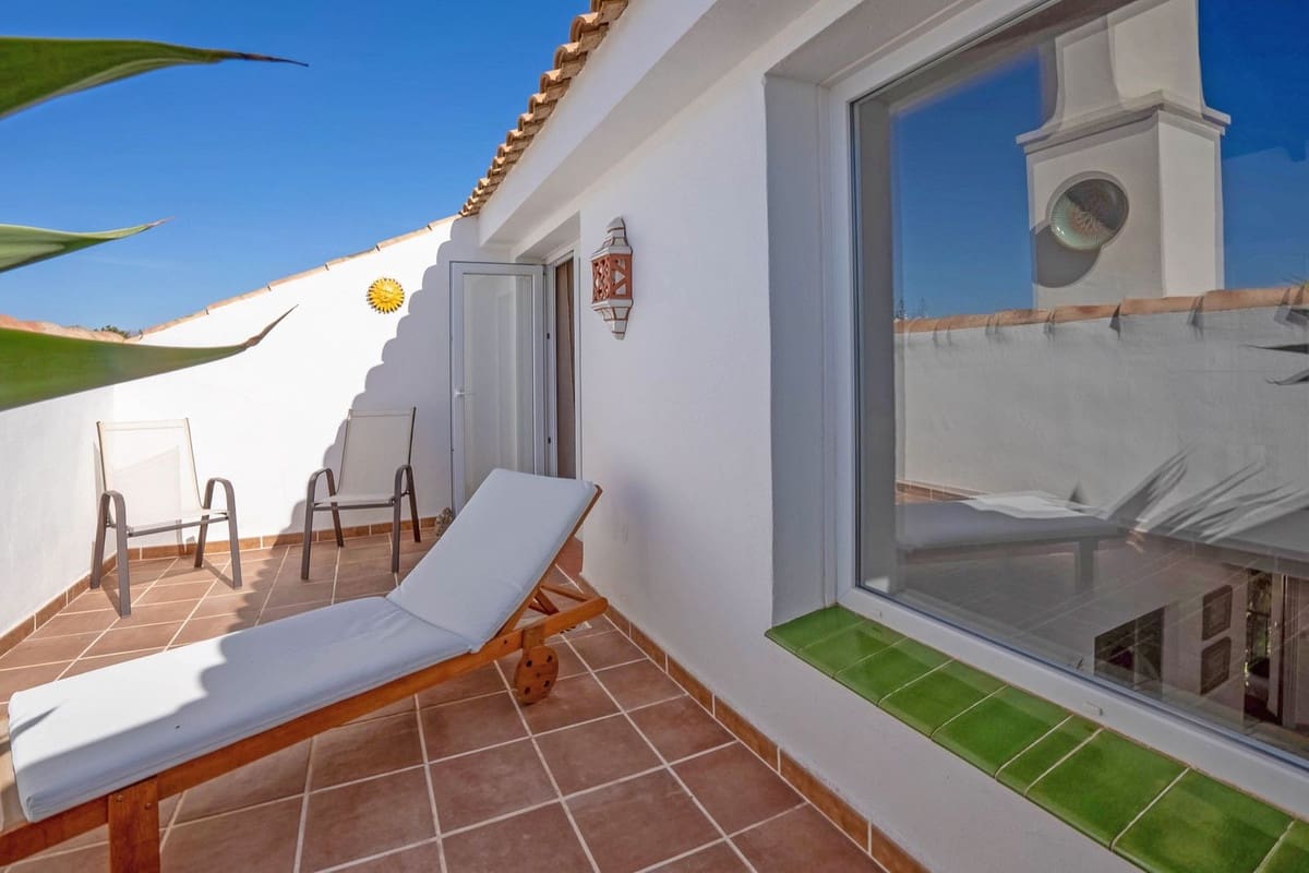 3 soveværelse Penthouse til salg i Marbesa - € 749.990 (Ref: 9532960)