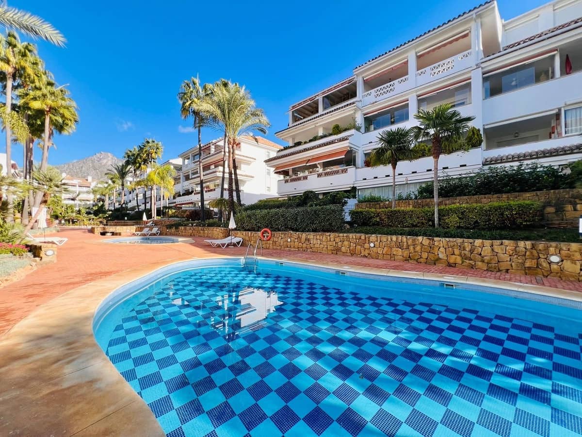 2 camera da letto Appartamento in vendita in Golden Mile - 950.000 € (Rif: 9532963)