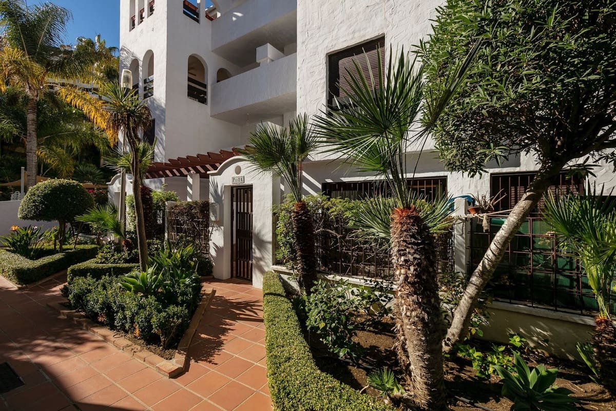 3 soverom Leilighet til salgs i Nueva Andalucia - € 555 000 (Ref: 9532964)