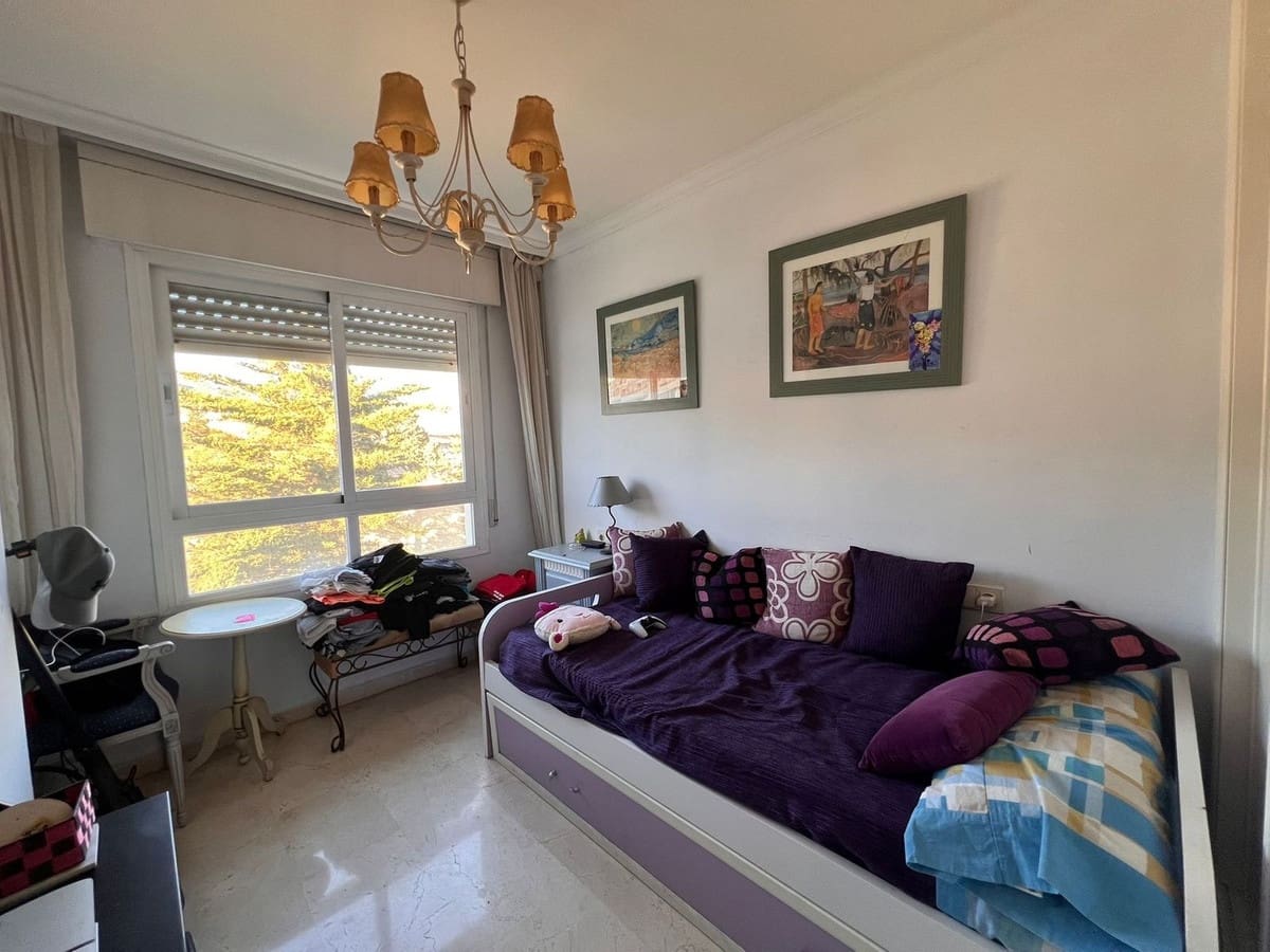 3 bedroom Apartment for sale in Marbella - € 420,000 (Ref: 9532965)