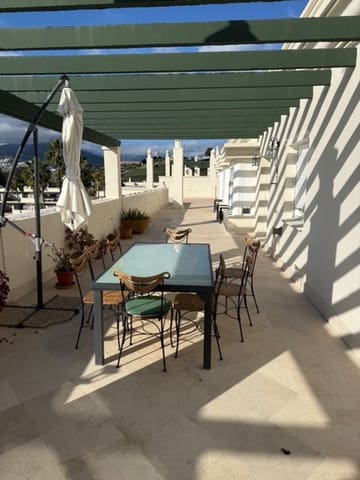 3 soverom Penthouse til salgs i Puerto Banus, Marbella - € 1 185 000 (Ref: 9532966)