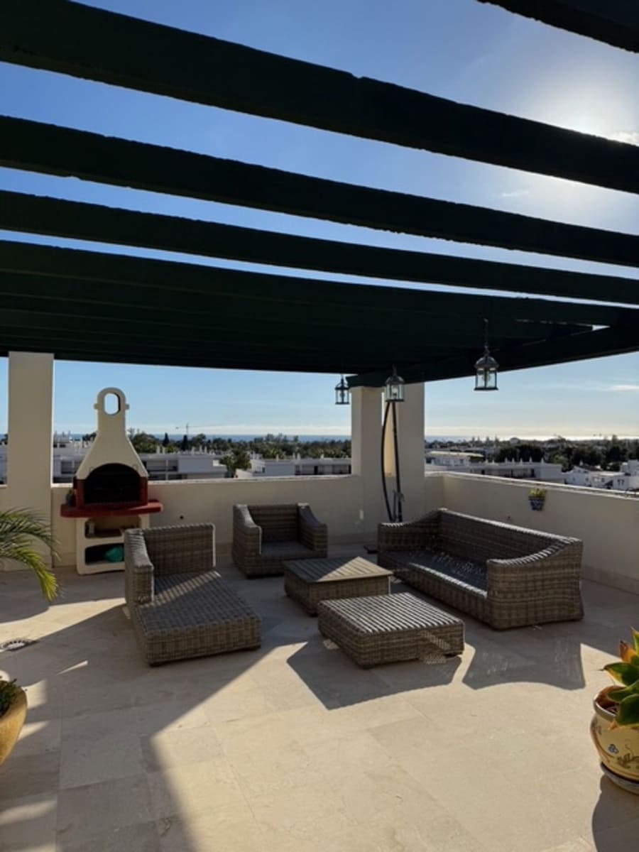 3 soverom Penthouse til salgs i Nueva Andalucia - € 1 185 000 (Ref: 9532966)