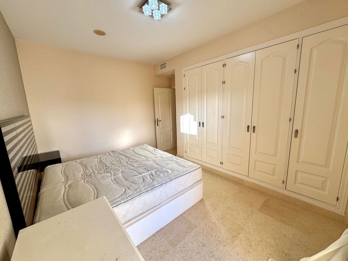 2 quarto Apartamento para venda em Benahavis - 550 000 € (Ref: 9532968)