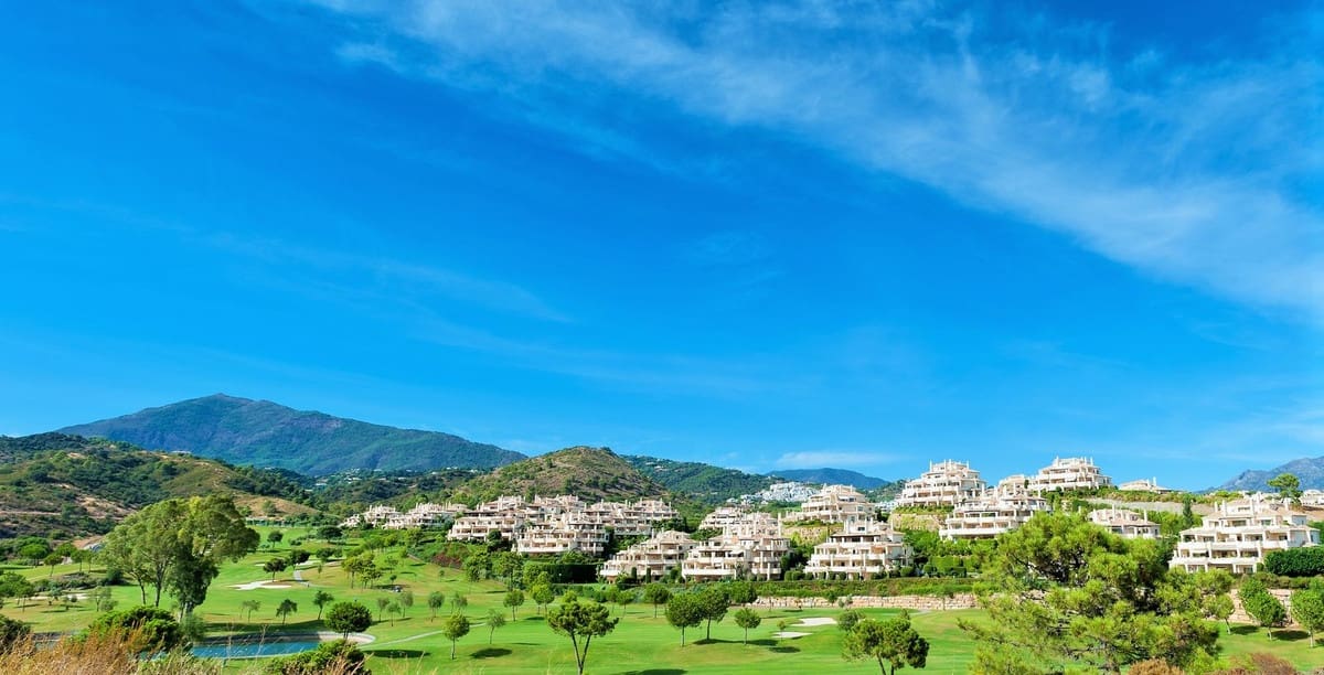 2 quarto Apartamento para venda em Benahavis - 550 000 € (Ref: 9532968)