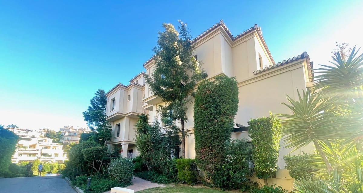 2 quarto Apartamento para venda em Benahavis - 550 000 € (Ref: 9532968)