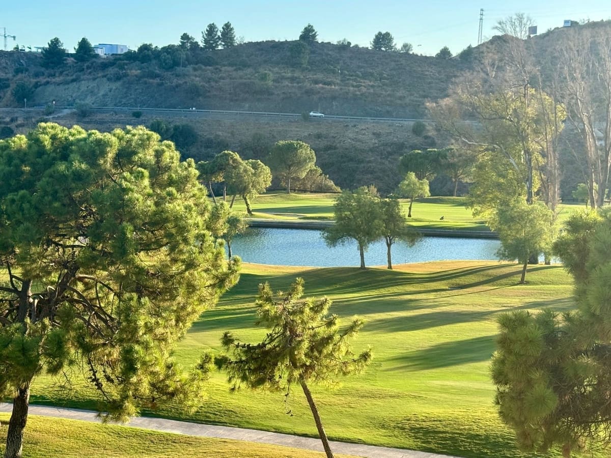 2 quarto Apartamento para venda em Benahavis - 550 000 € (Ref: 9532968)