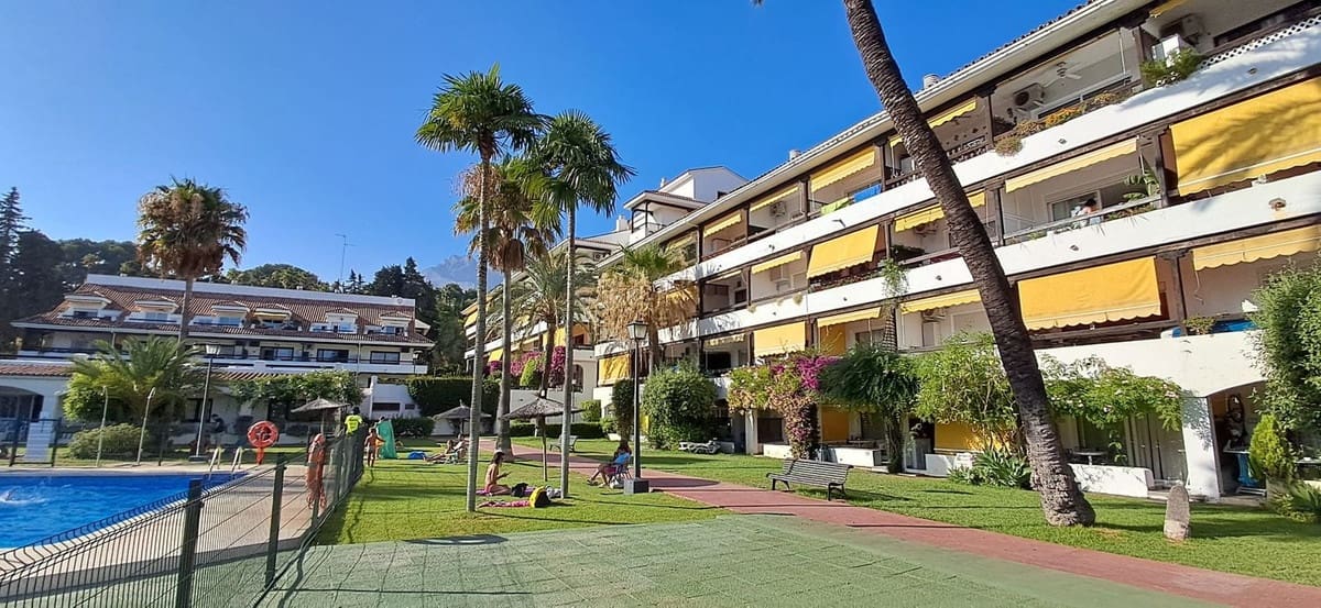 1 bedroom Apartment for sale in Golden Mile - € 369,000 (Ref: 9532969)