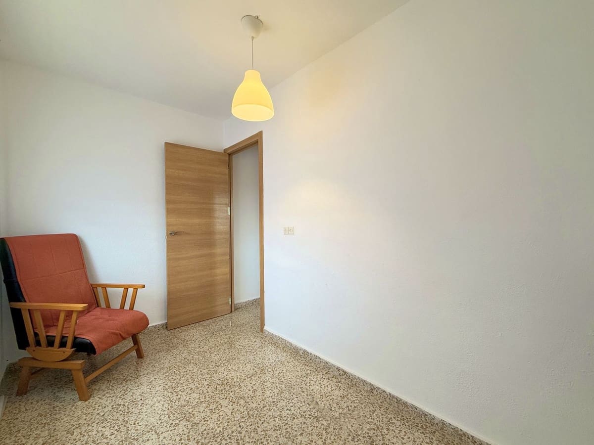 4 sovrum Lägenhet till salu i San Luis de Sabinillas med garage - 300 000 € (Ref: 9532971)