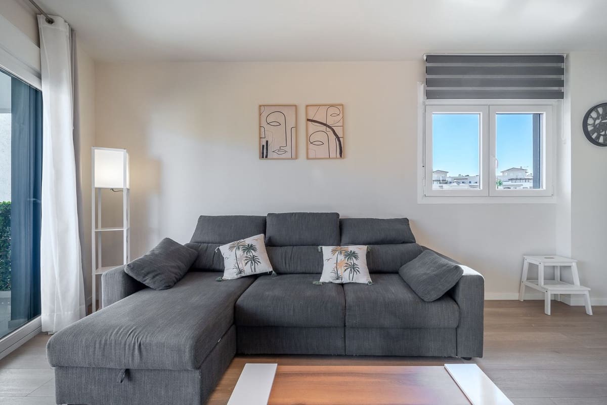 2 quarto Apartamento para venda em Estepona - 400 000 € (Ref: 9532973)