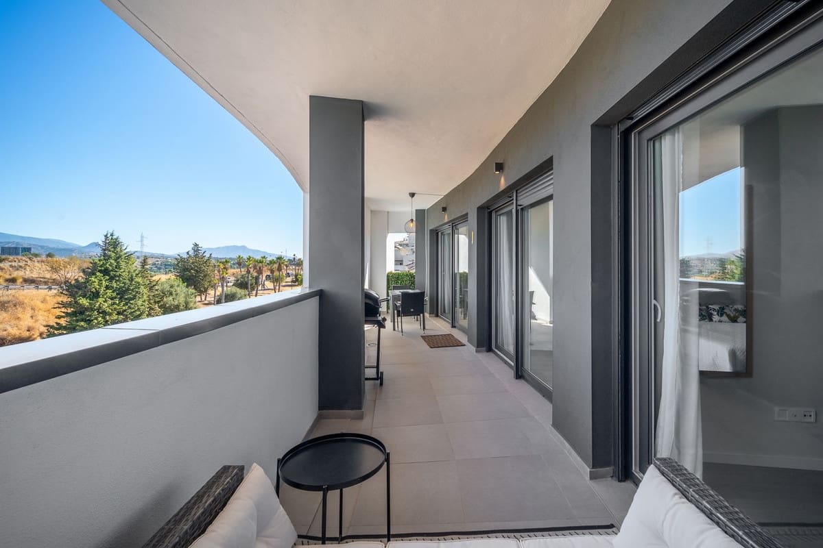 2 quarto Apartamento para venda em Estepona - 400 000 € (Ref: 9532973)