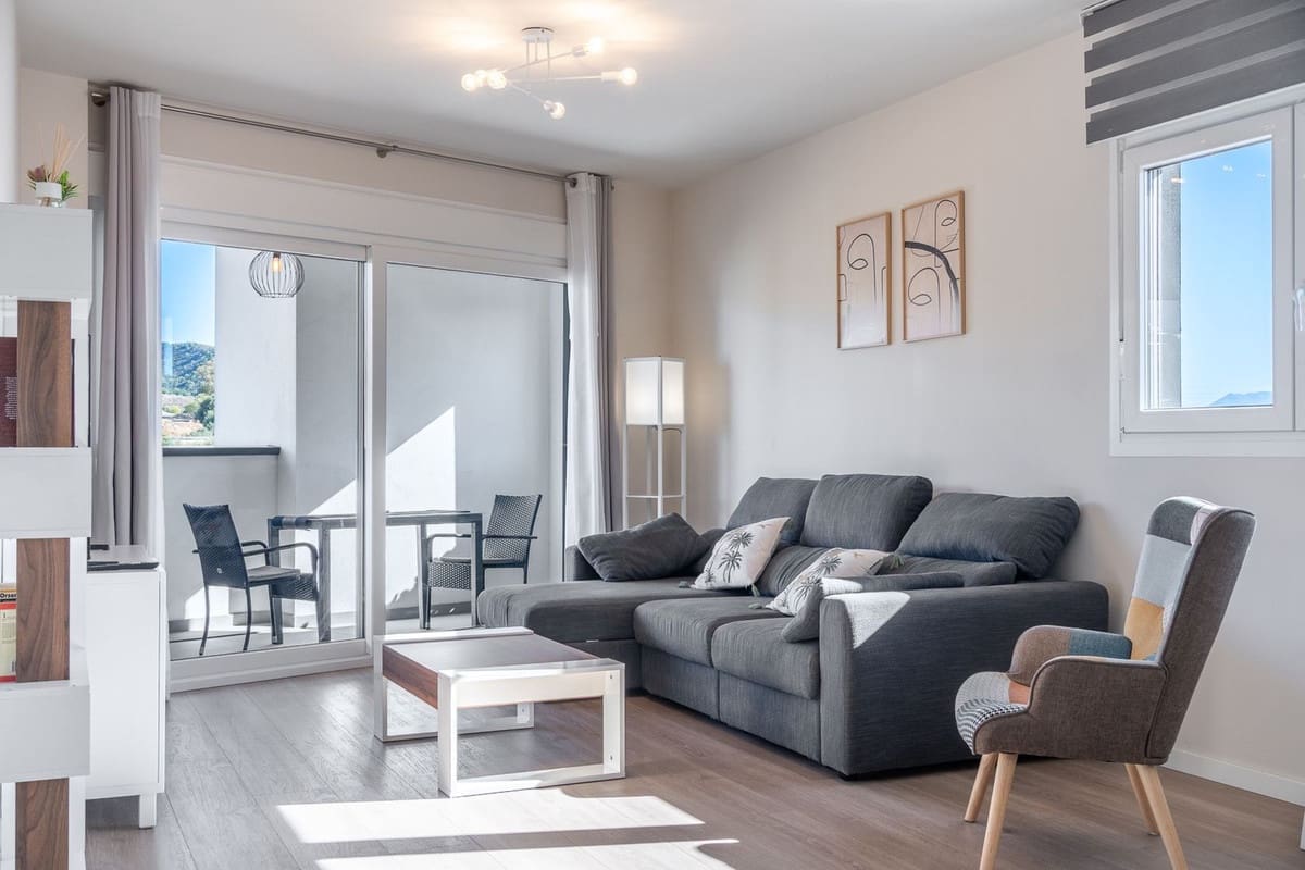 2 quarto Apartamento para venda em Estepona - 400 000 € (Ref: 9532973)