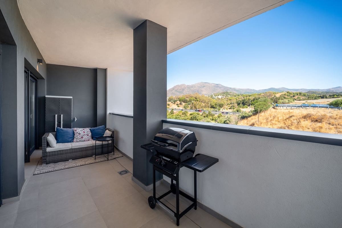 2 quarto Apartamento para venda em Estepona - 400 000 € (Ref: 9532973)