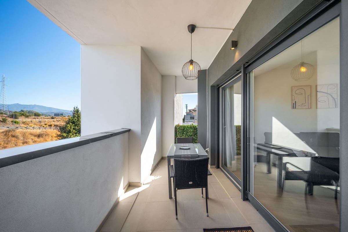 2 quarto Apartamento para venda em Estepona - 400 000 € (Ref: 9532973)