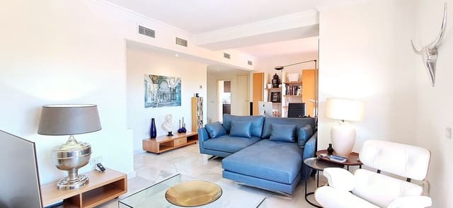 3 chambre Penthouse à vendre à La Concha - Resina Golf, Estepona - 785 000 € (Ref: 9535345)