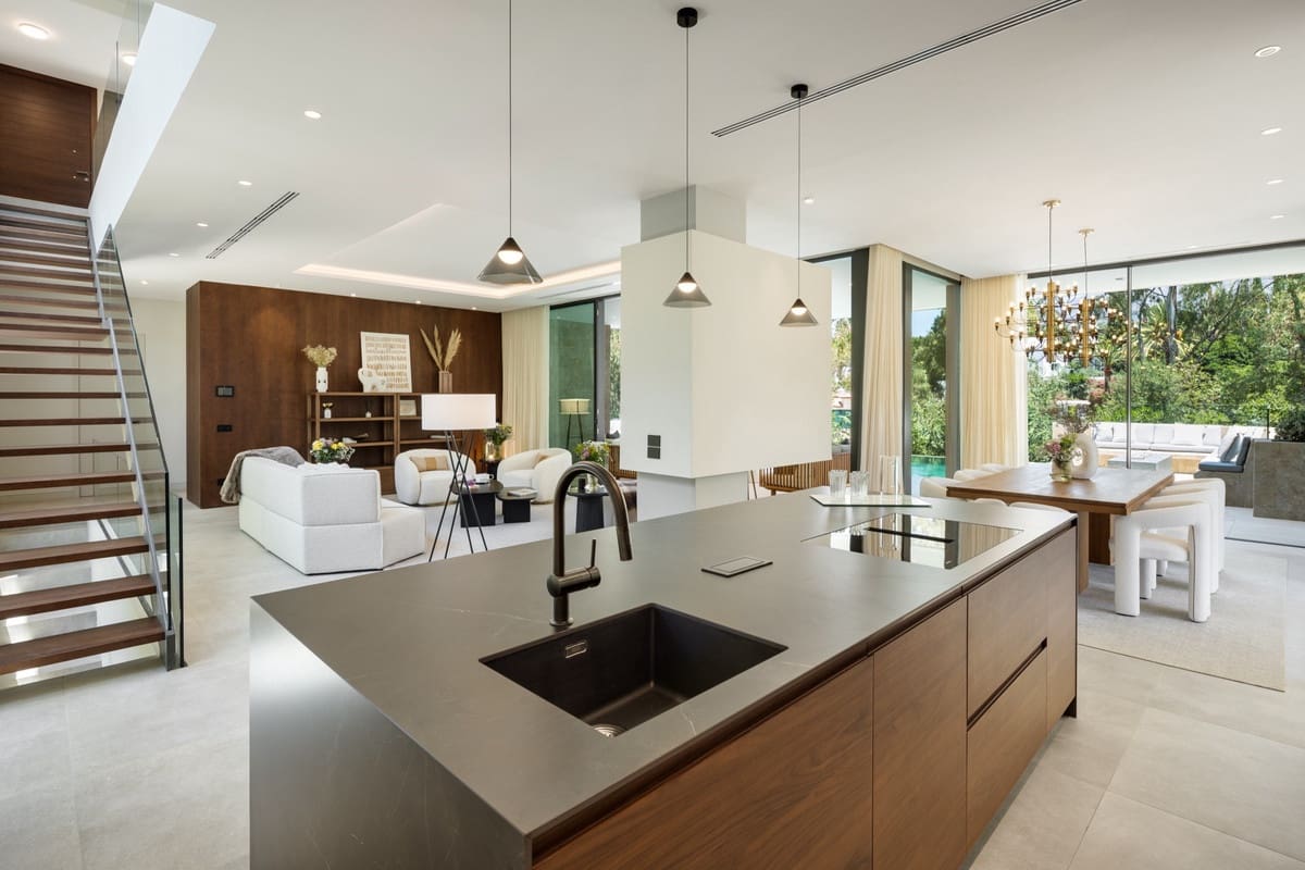 5 Zimmer Villa zu verkaufen in Nueva Andalucia - 4.375.000 € (Ref: 9535351)