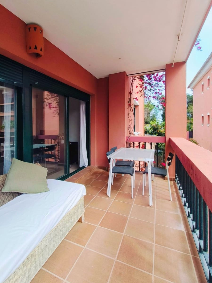 2 bedroom Apartment for sale in Marbesa with garage - € 389,000 (Ref: 9536551)