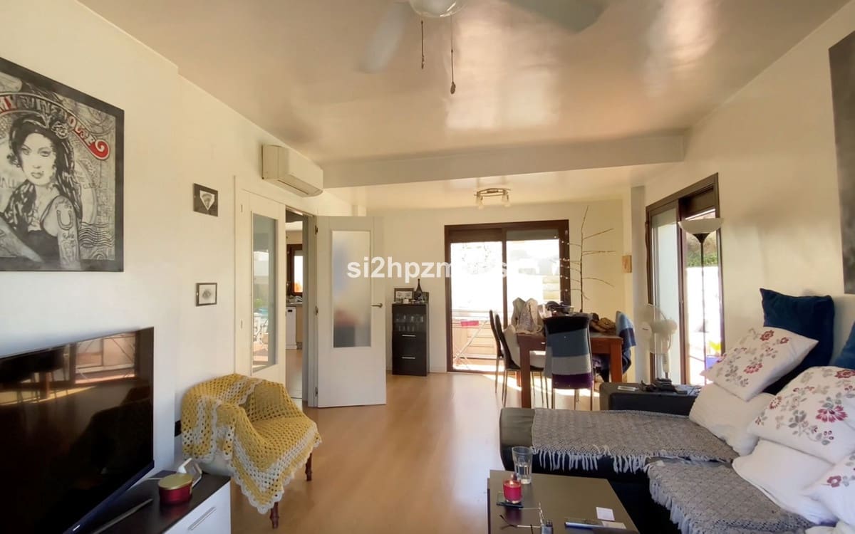 3 bedroom Townhouse for sale in Velez-Malaga with pool - € 420,000 (Ref: 9536552)