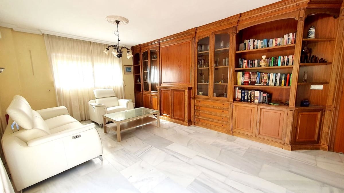 Apartamento de 3 habitaciones en Fuengirola en venta - 440.000 € (Ref: 9536556)