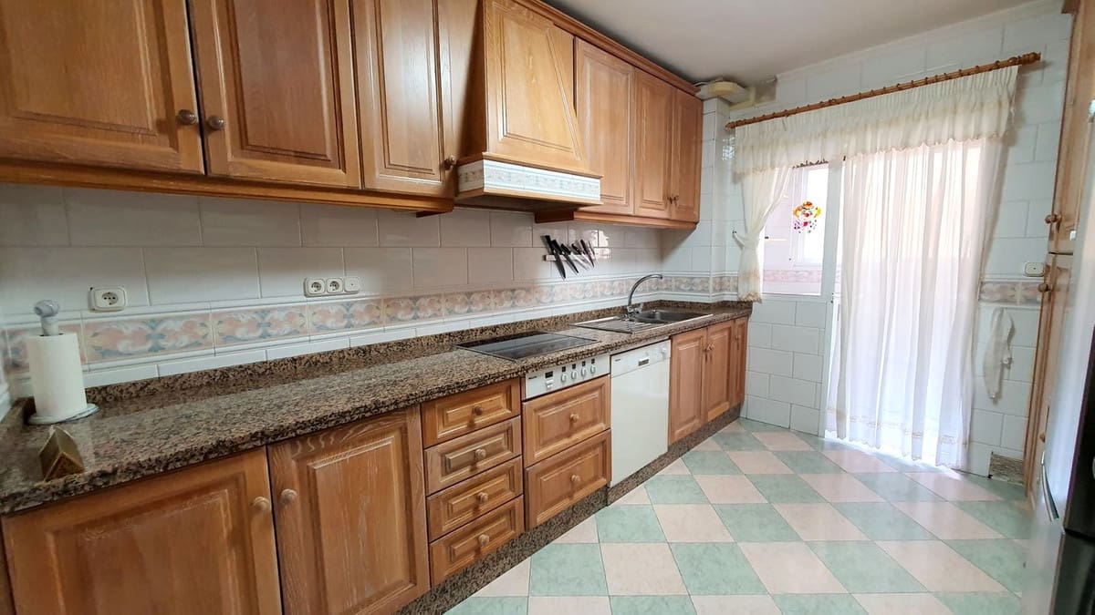 Apartamento de 3 habitaciones en Fuengirola en venta - 440.000 € (Ref: 9536556)
