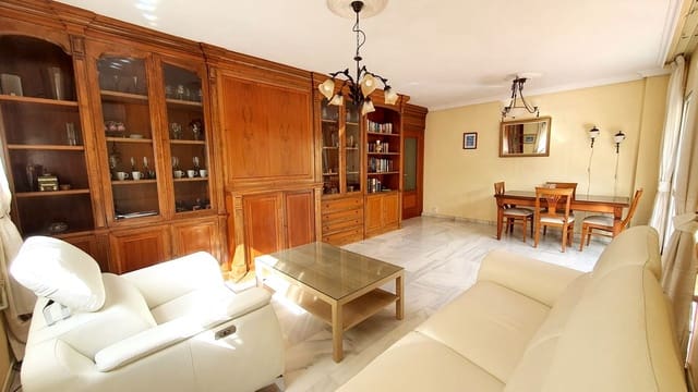 Apartamento de 3 habitaciones en Castillo Sohail, Fuengirola en venta - 440.000 € (Ref: 9536556)