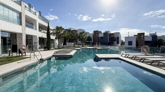 3 slaapkamer Appartement te koop in Artola, Marbella met garage - € 685.000 (Ref: 9542750)