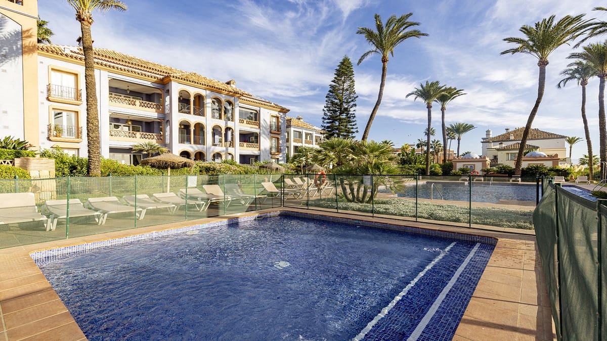 3 soveværelse Lejlighed til salg i Casares - € 795.000 (Ref: 9542759)