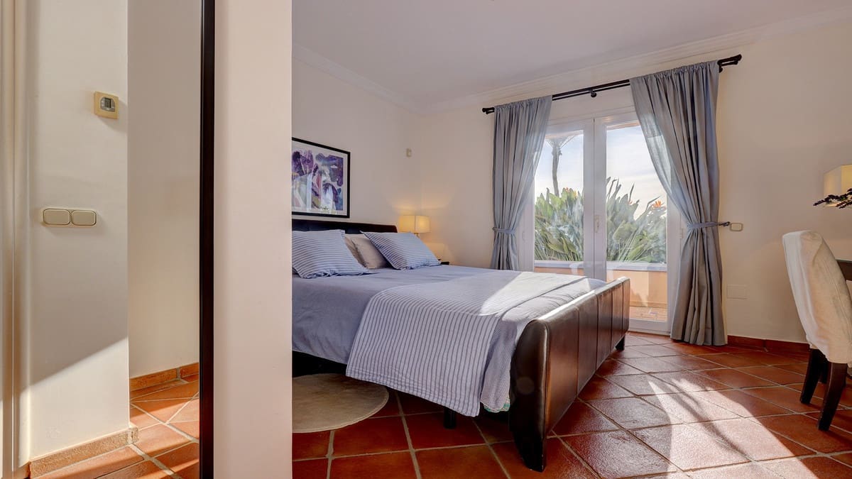 3 soveværelse Lejlighed til salg i Casares - € 795.000 (Ref: 9542759)