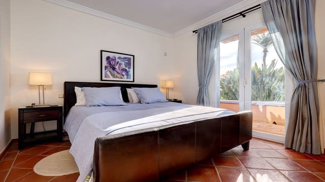 3 sypialnia Apartament na sprzedaż w Casares Pueblo, Casares - 795 000 € (Ref: 9542759)