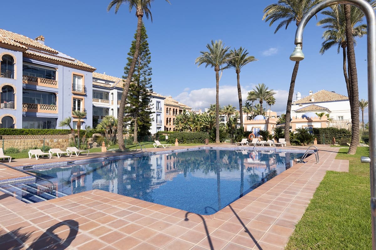 3 sovrum Lägenhet till salu i Casares - 795 000 € (Ref: 9542759)