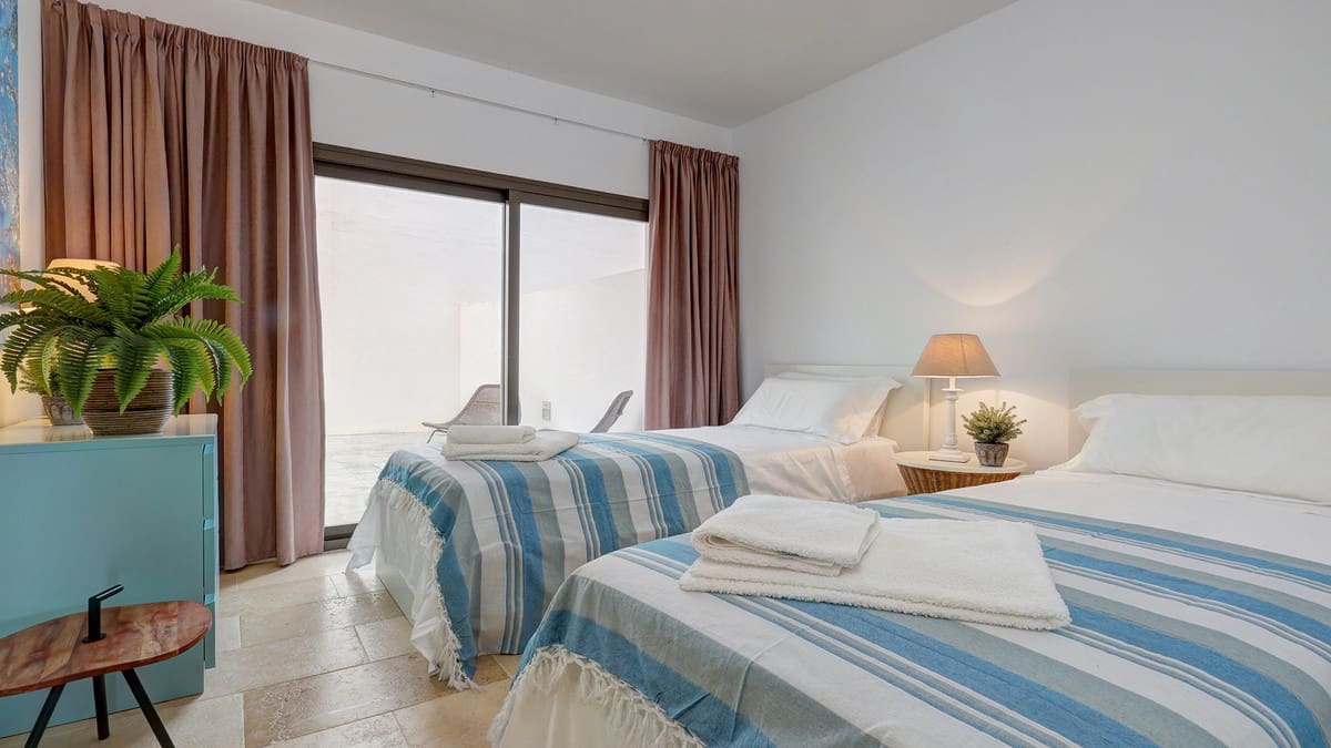 2 soveværelse Lejlighed til salg i Casares - € 479.000 (Ref: 9542760)