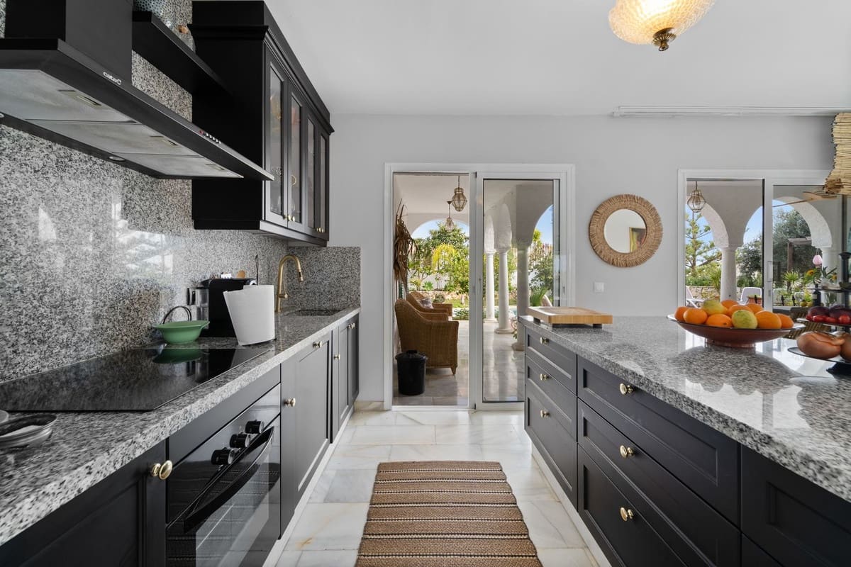 4 soveværelse Villa til salg i Mijas - € 749.000 (Ref: 9542762)