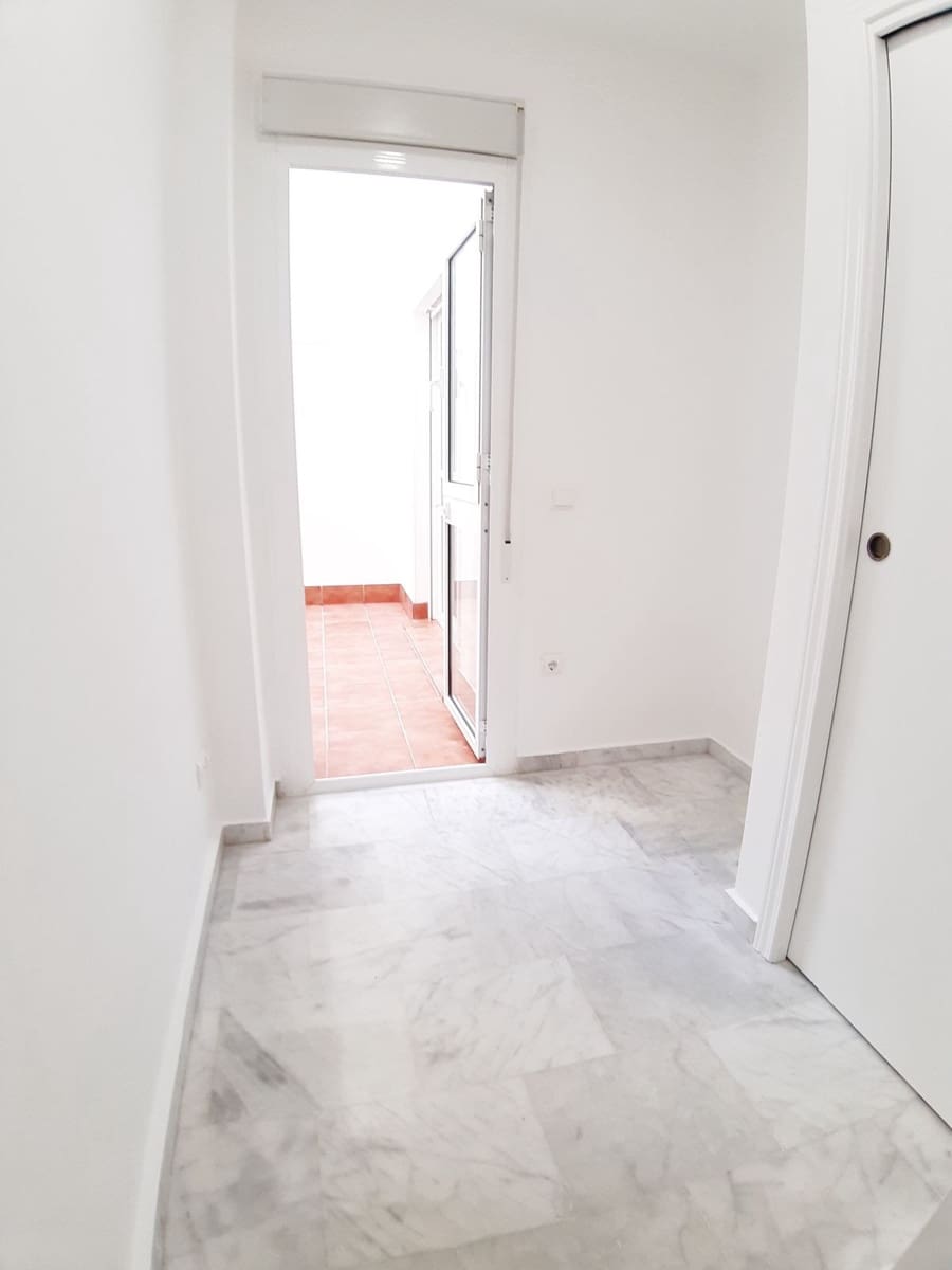 2 bedroom Apartment for sale in Las Lagunas de Mijas - € 216,850 (Ref: 9547365)