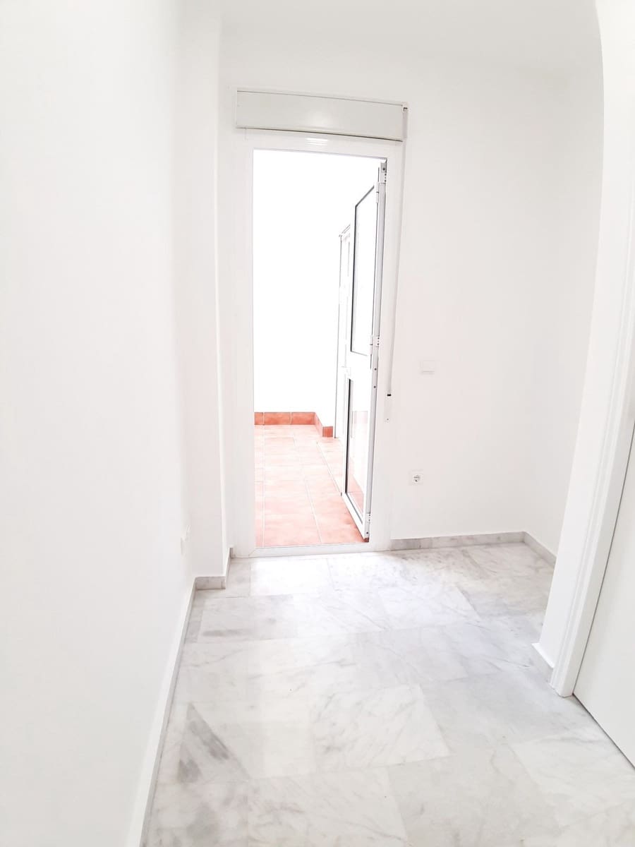 2 bedroom Apartment for sale in Las Lagunas de Mijas - € 216,850 (Ref: 9547365)