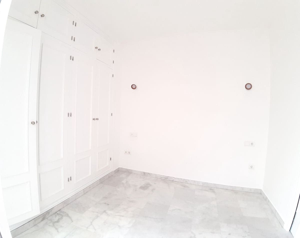 2 bedroom Apartment for sale in Las Lagunas de Mijas - € 216,850 (Ref: 9547365)