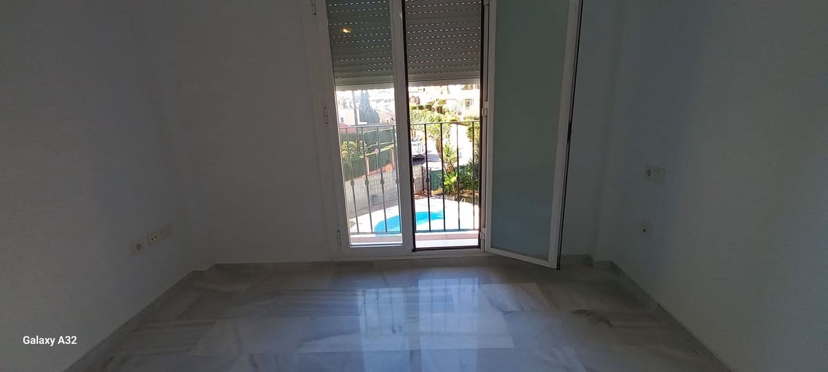 3 chambre Appartement à vendre à Riviera del Sol avec garage - 340 000 € (Ref: 9547368)