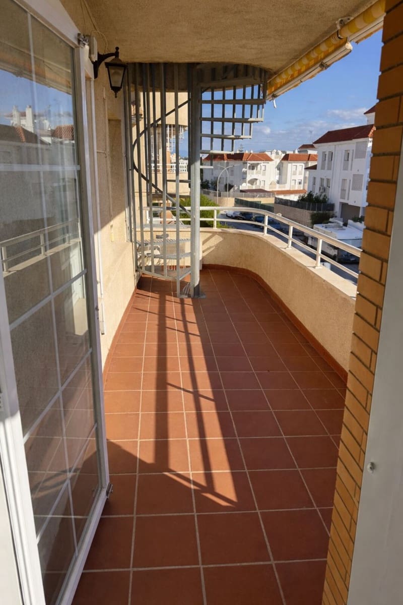 Ático de 4 habitaciones en Torremolinos en venta - 549.000 € (Ref: 9550372)