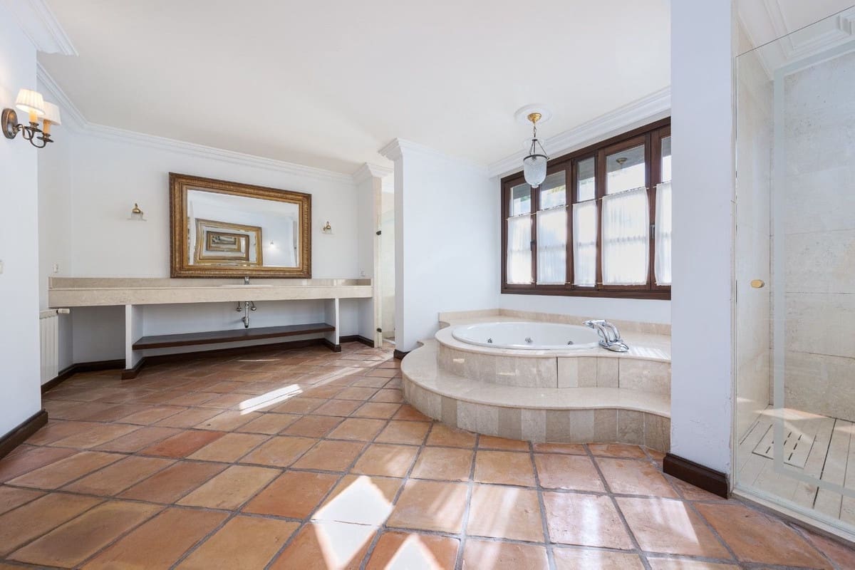 Chalet de 6 habitaciones en Golden Mile en venta con garaje - 5.300.000 € (Ref: 9550374)