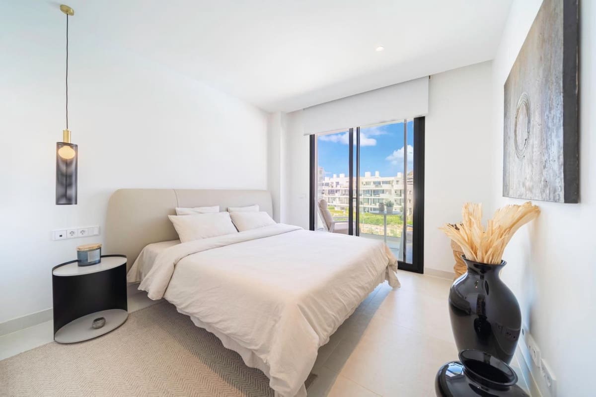 Apartamento de 2 habitaciones en Fuengirola en venta - 745.000 € (Ref: 9550375)