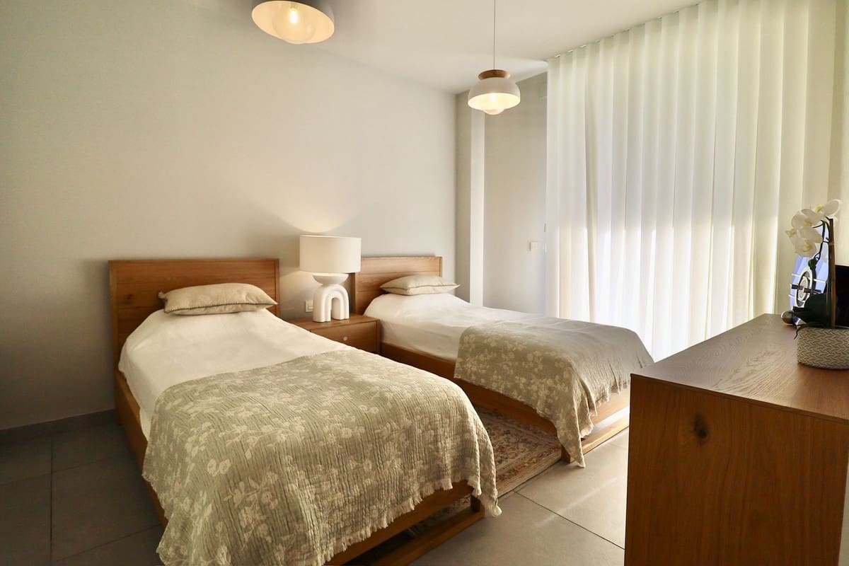 3 quarto Apartamento para venda em Elviria com garagem - 990 000 € (Ref: 9550378)